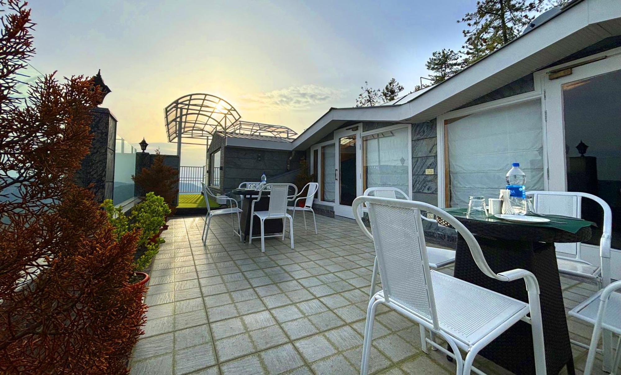 The Retreat Mashobra, Shimla Hotel Екстериор снимка